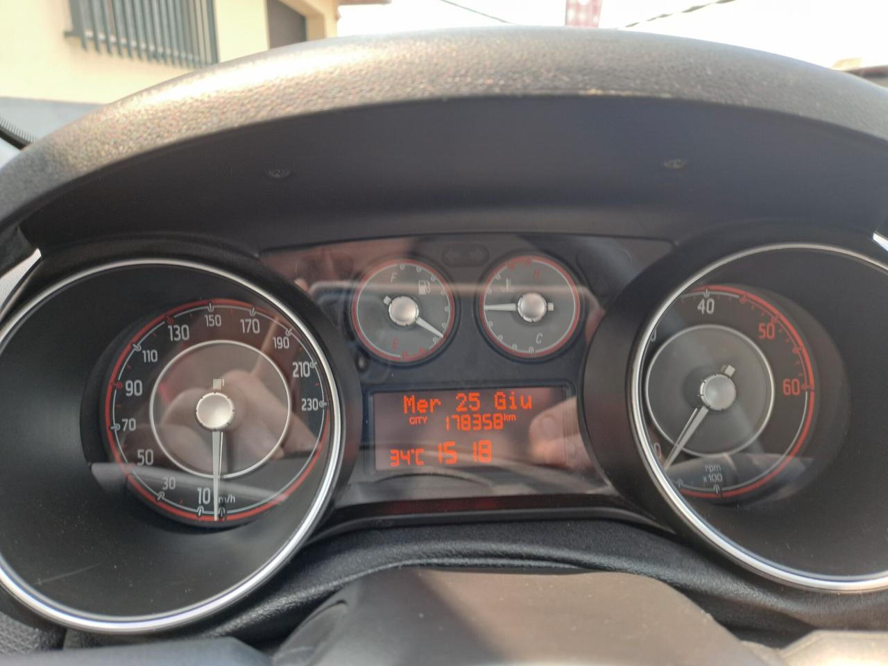 Fiat Punto 1.3 MJT II 75 CV 5 porte