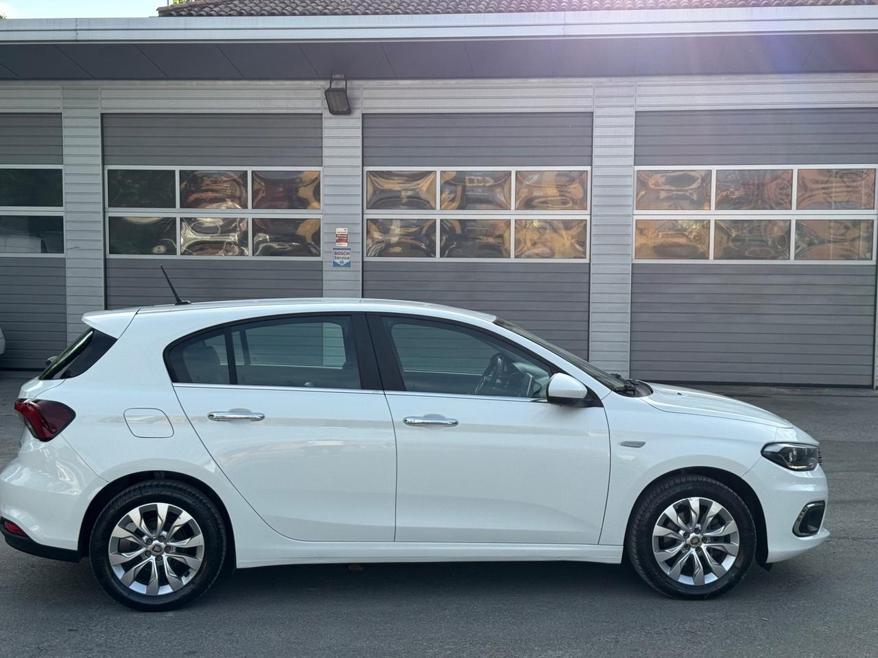 Fiat Tipo 1.3 Mjt S&S 5 porte Sport