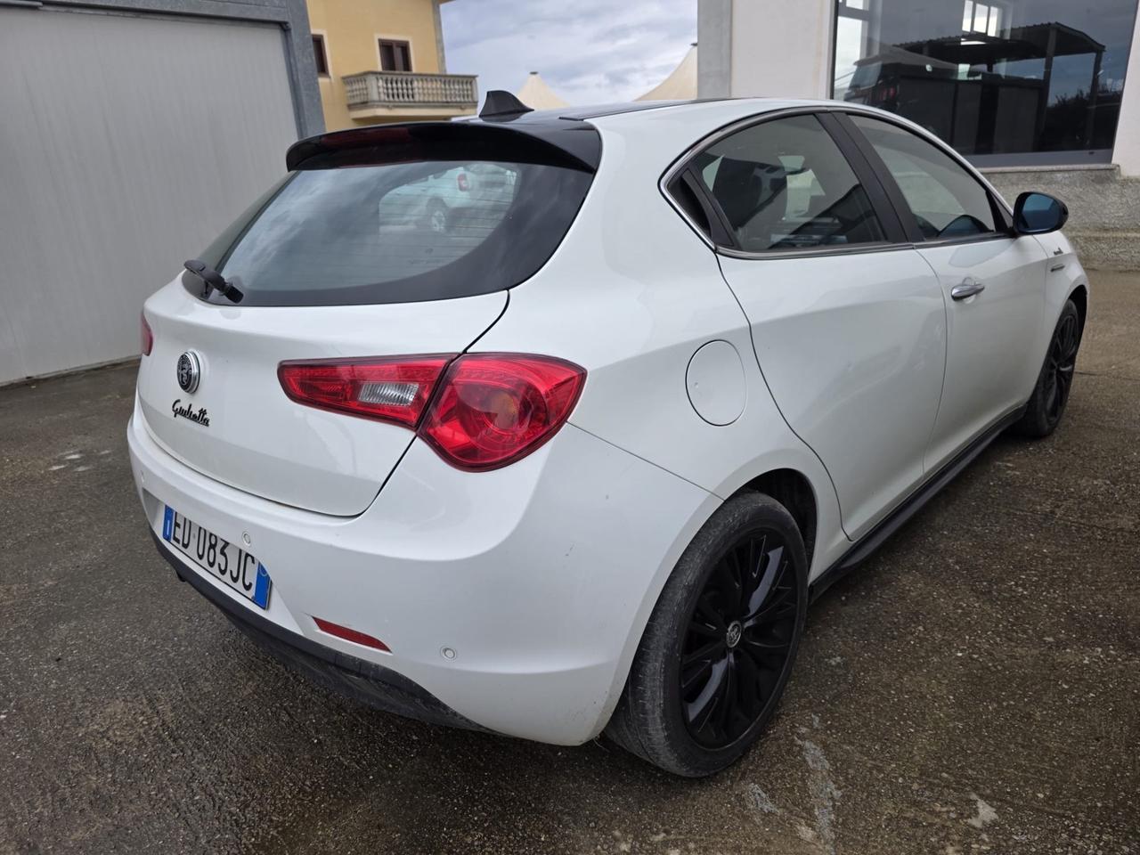 Alfa Romeo Giulietta 1.6 JTDm-2 105 CV Distinctive