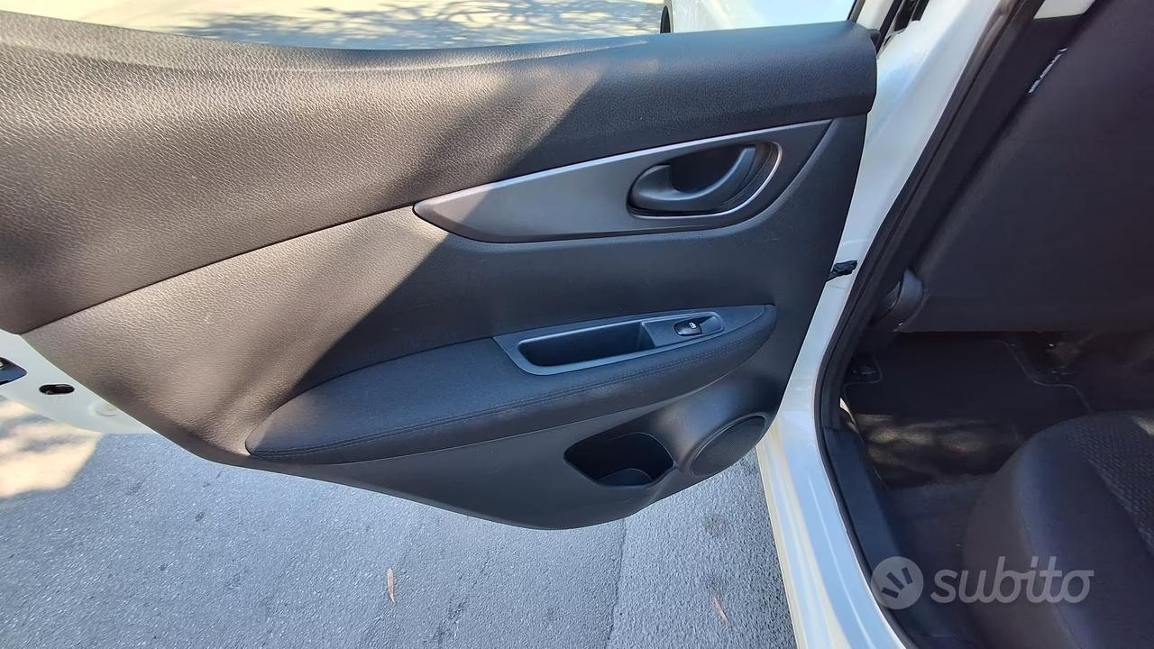 AUTO.VS PROPONE NISSAN QASHQAI 1.5 DCI GARANTITA