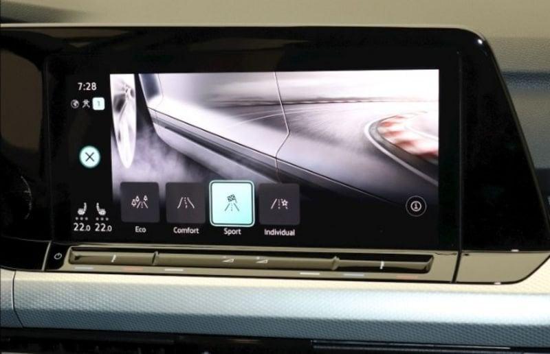 Volkswagen Golf 2.0 TDI Move NAVI LED ACC
