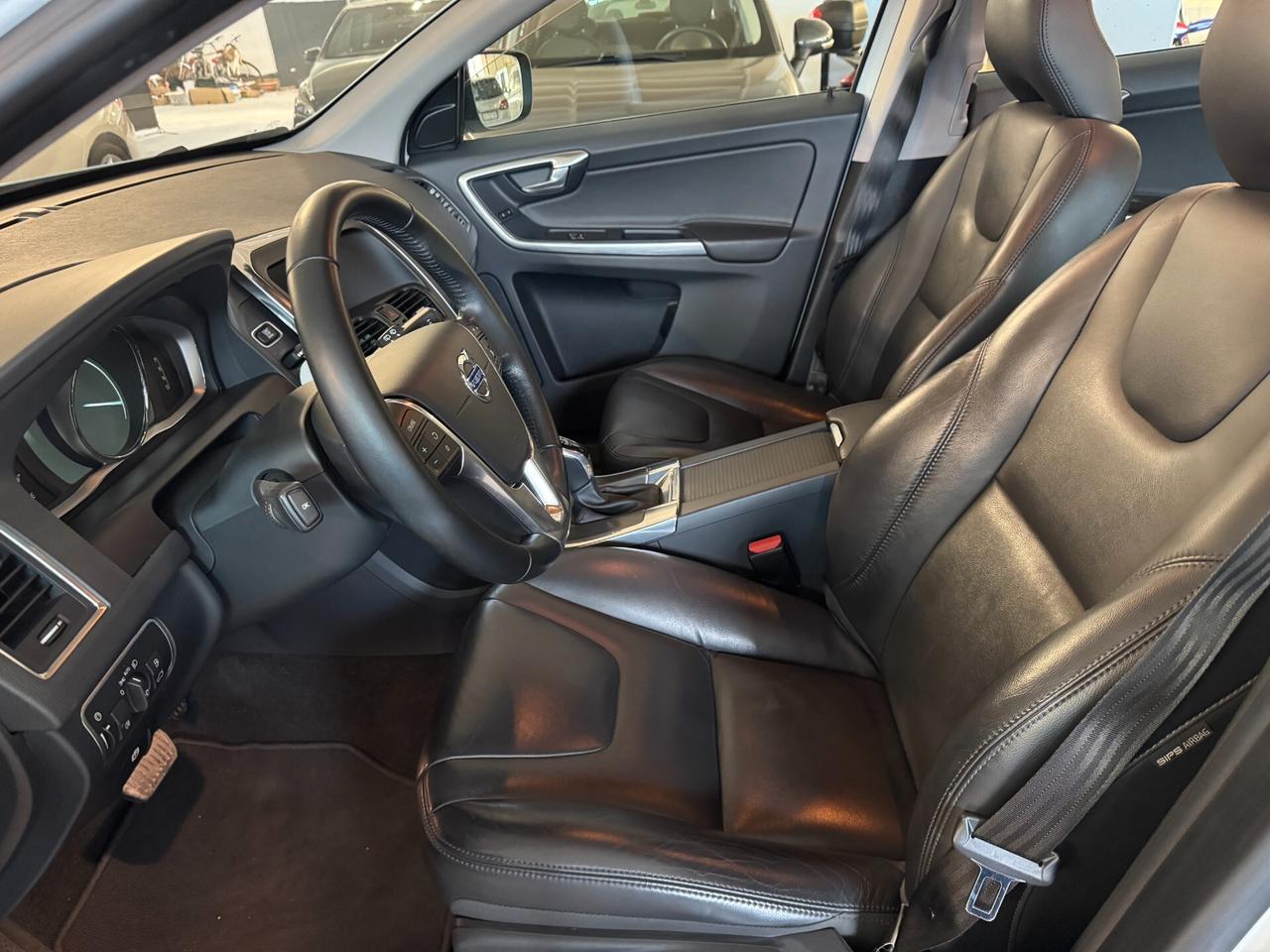 Volvo XC 60 XC60 D3 Geartronic Momentum