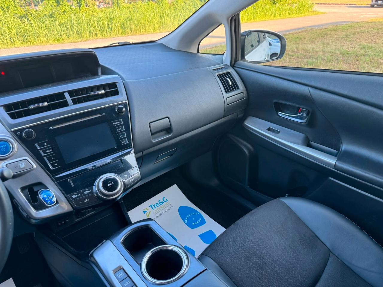 Toyota Prius Prius+ 1.8 Active