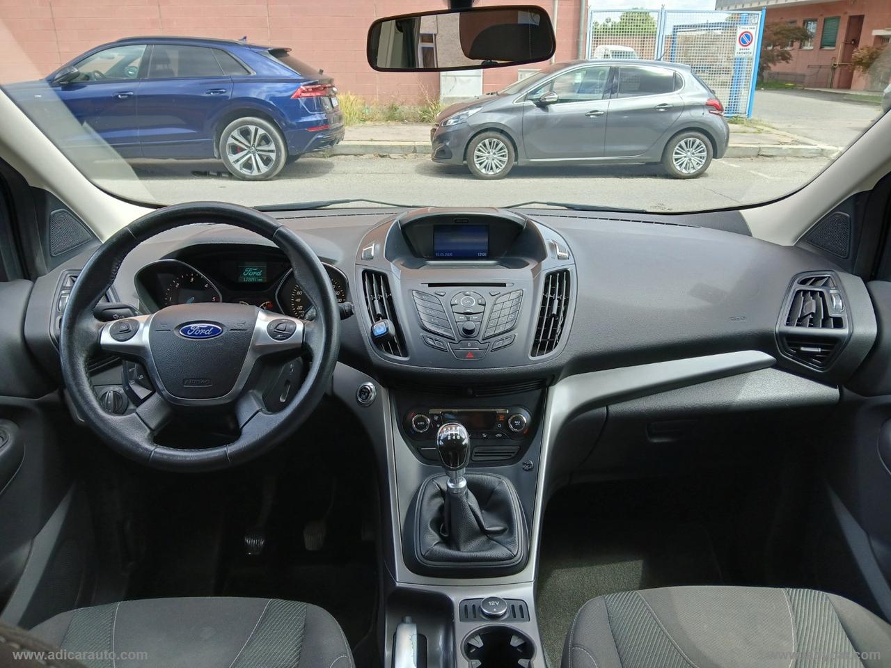 FORD Kuga 2.0 TDCi 140 CV 2WD Titanium