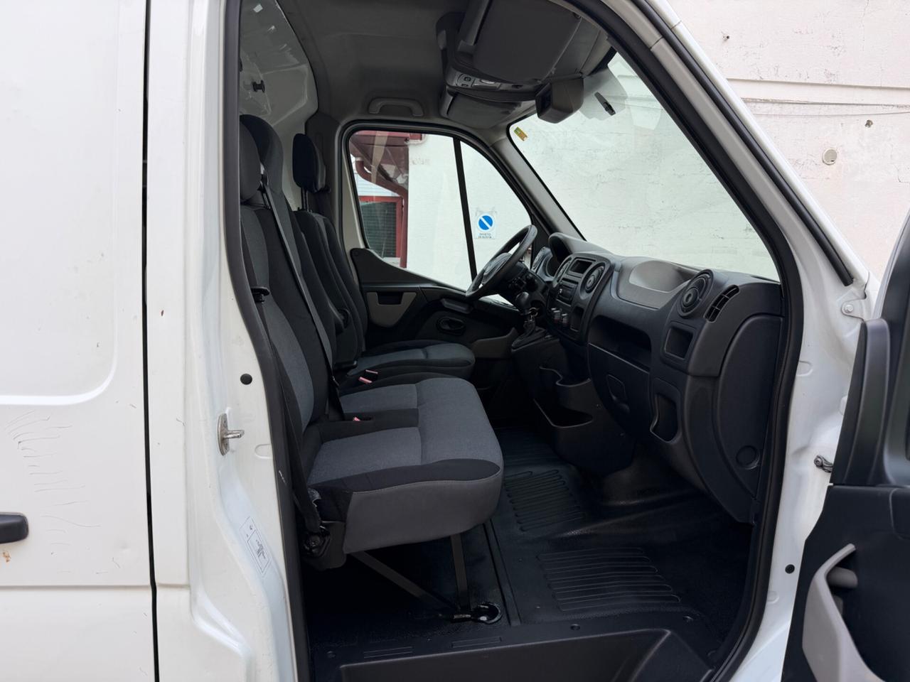 Renault Master 2.3d 150cv L3H2 Clima - 2014