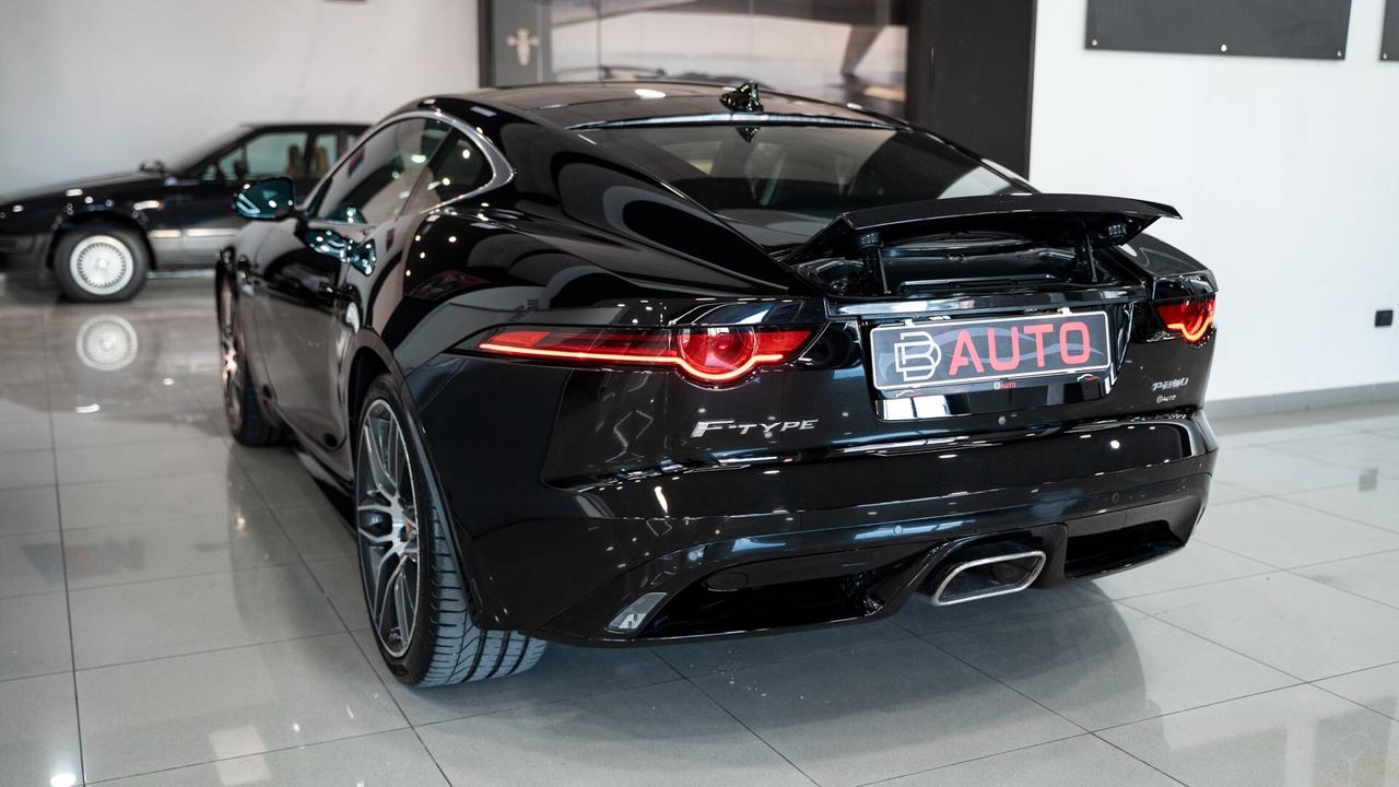 Jaguar F-Type COUPE 2.0 RWD 300CV R DYNAMIC AUTO XENO NAVI PELLE FULL OPTIONAL