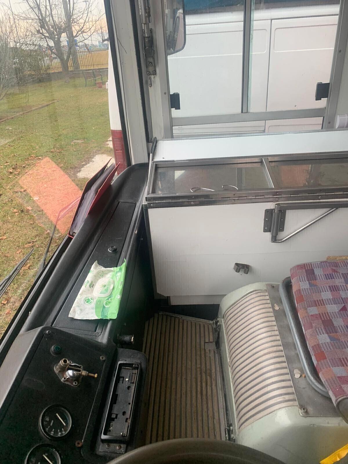 FOOD TRUCK PER STREET FOOD