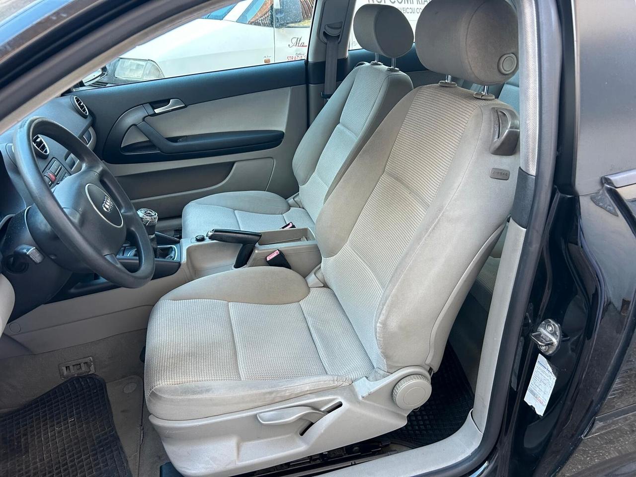 Audi A3 1.6cc benzina(PRIVATO)-2004