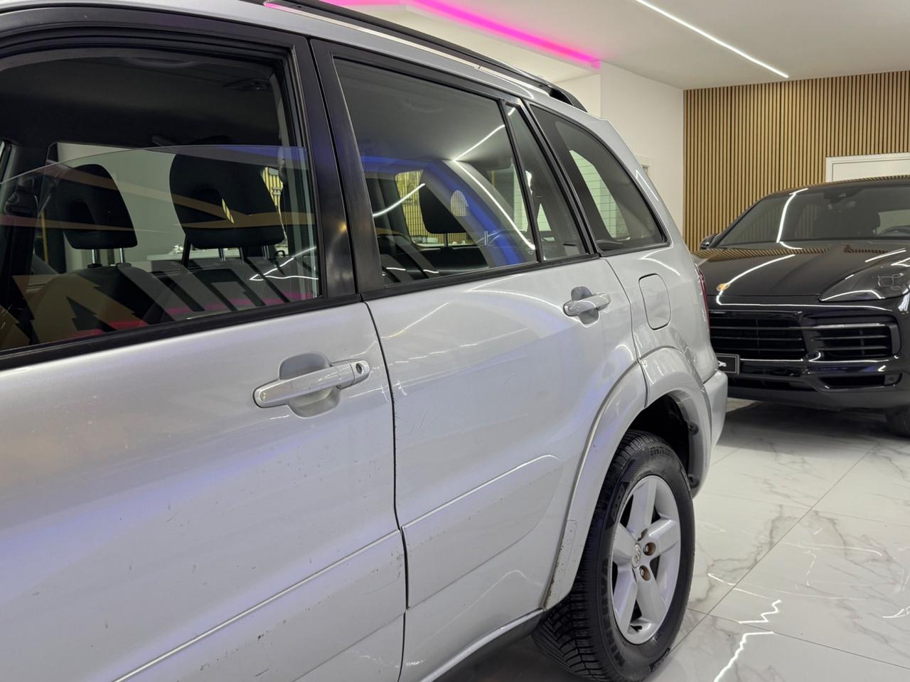 Toyota RAV4 2.0 Tdi D-4D Full Opt