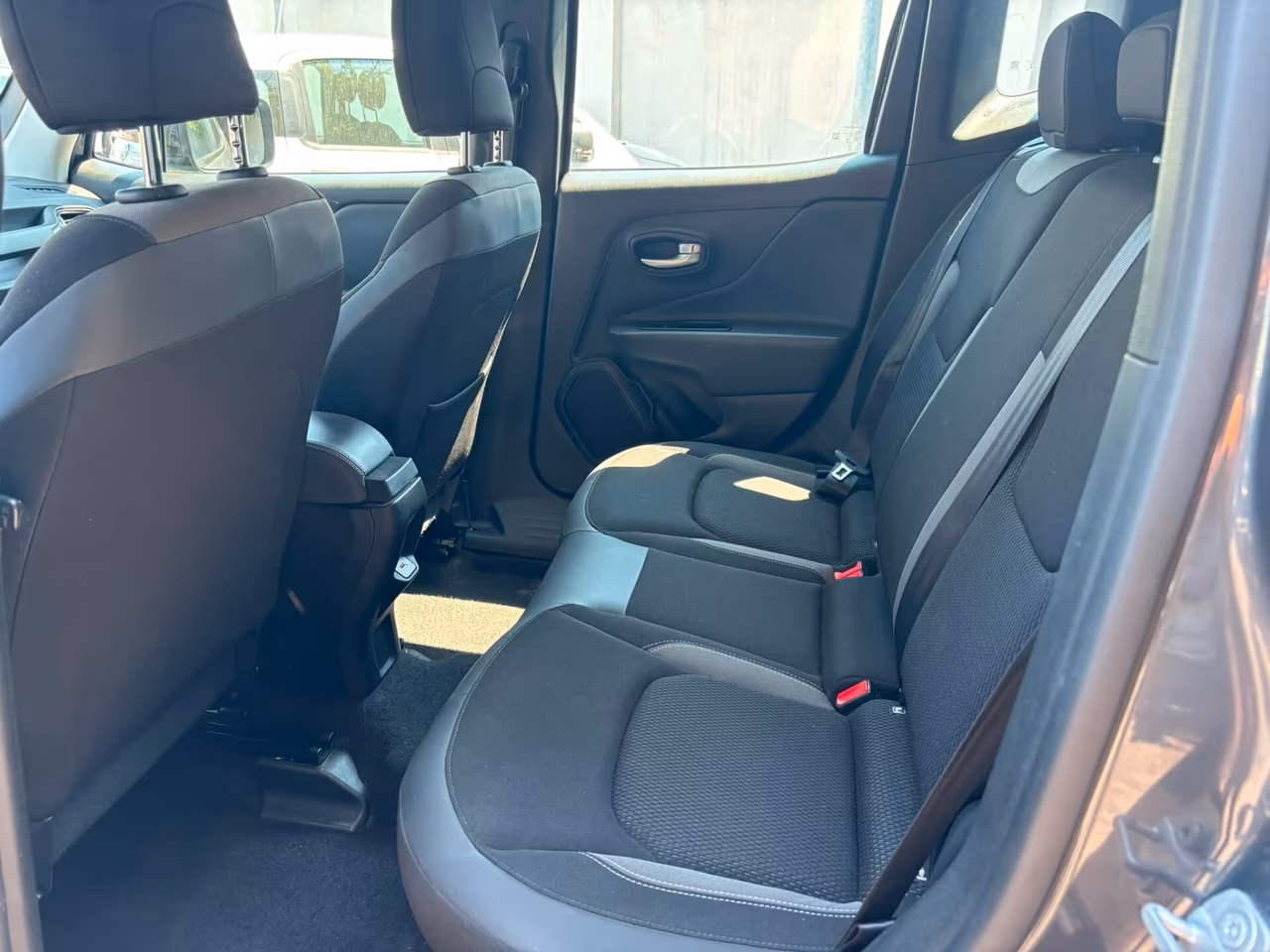 Jeep Renegade 1.6 Mjt 130 CV Longitude