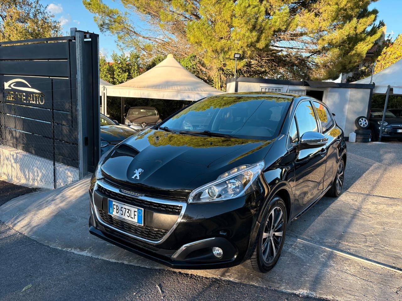 Peugeot 208 Allure KM Certificati (Tetto panoramico)