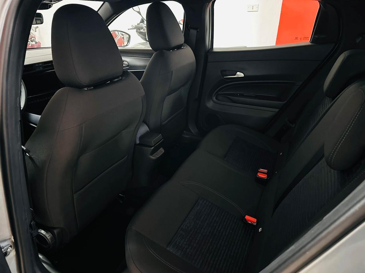 Alfa Romeo Junior 1.2 136 CV Hybrid eDCT6
