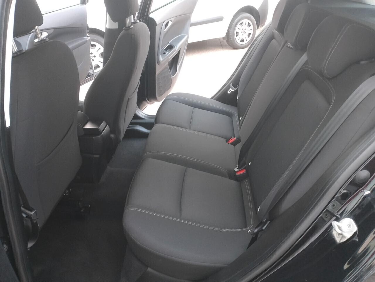 Fiat Tipo 1.3 Mjt S&S 5 porte Sport