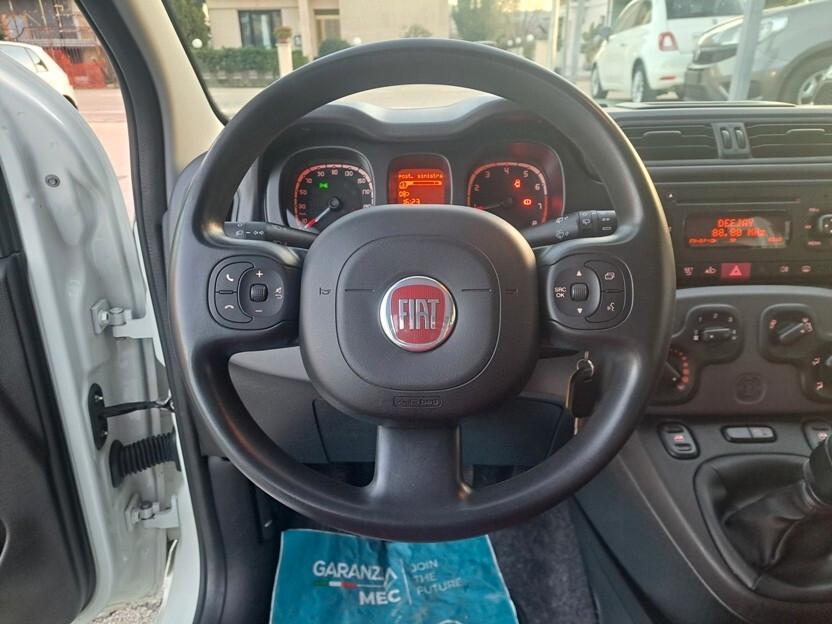 Fiat Panda 1.2 Lounge 5 POSTI - 2015