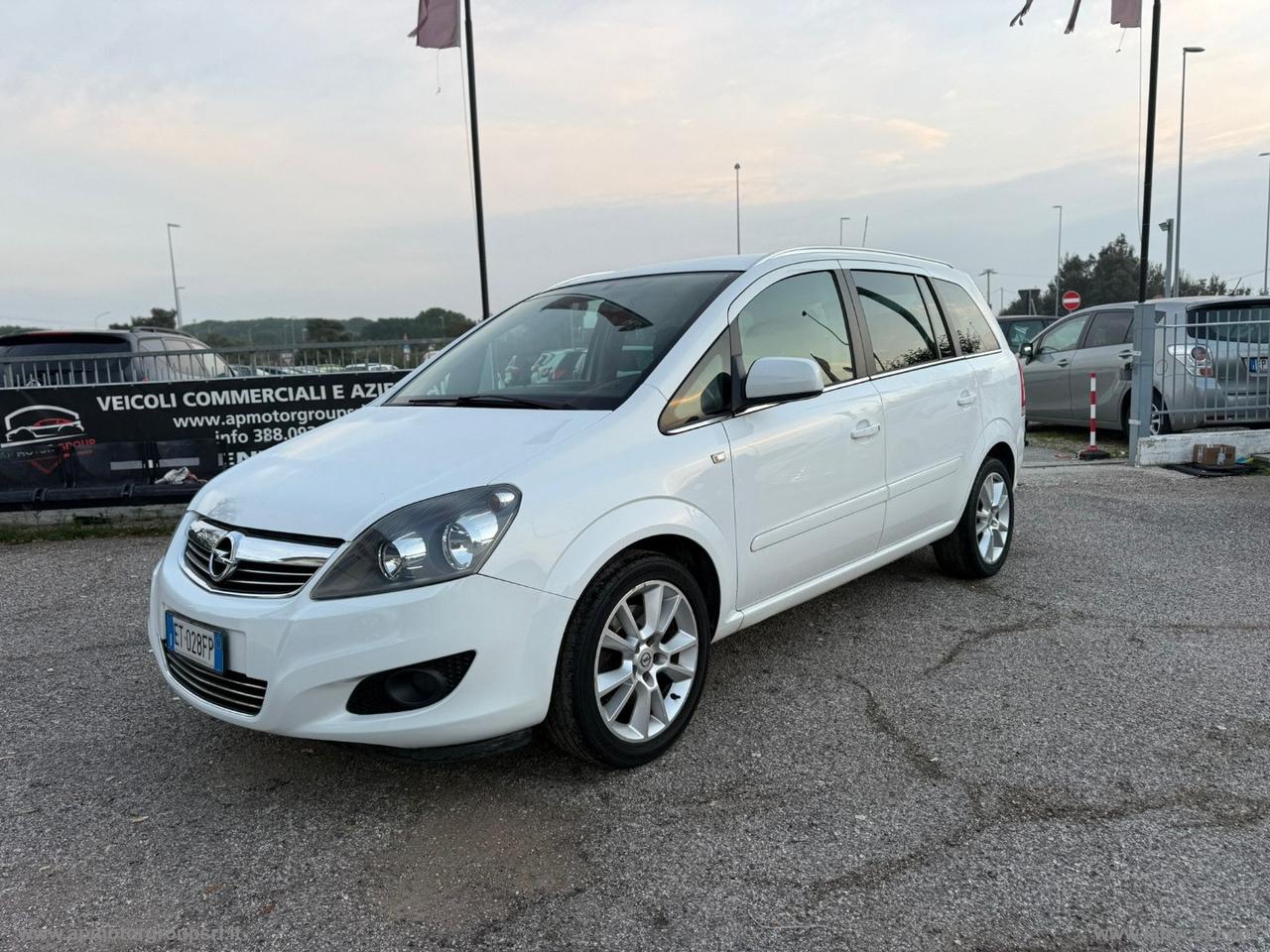 OPEL Zafira Tourer 1.6 16VT EcoM 150 CV TURBO ONE