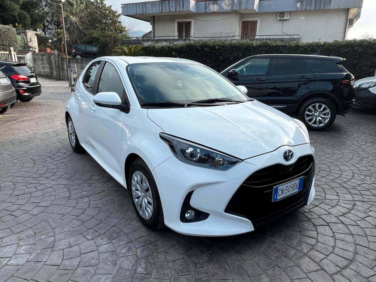 Toyota Yaris 1.5 Hybrid 5 porte Active