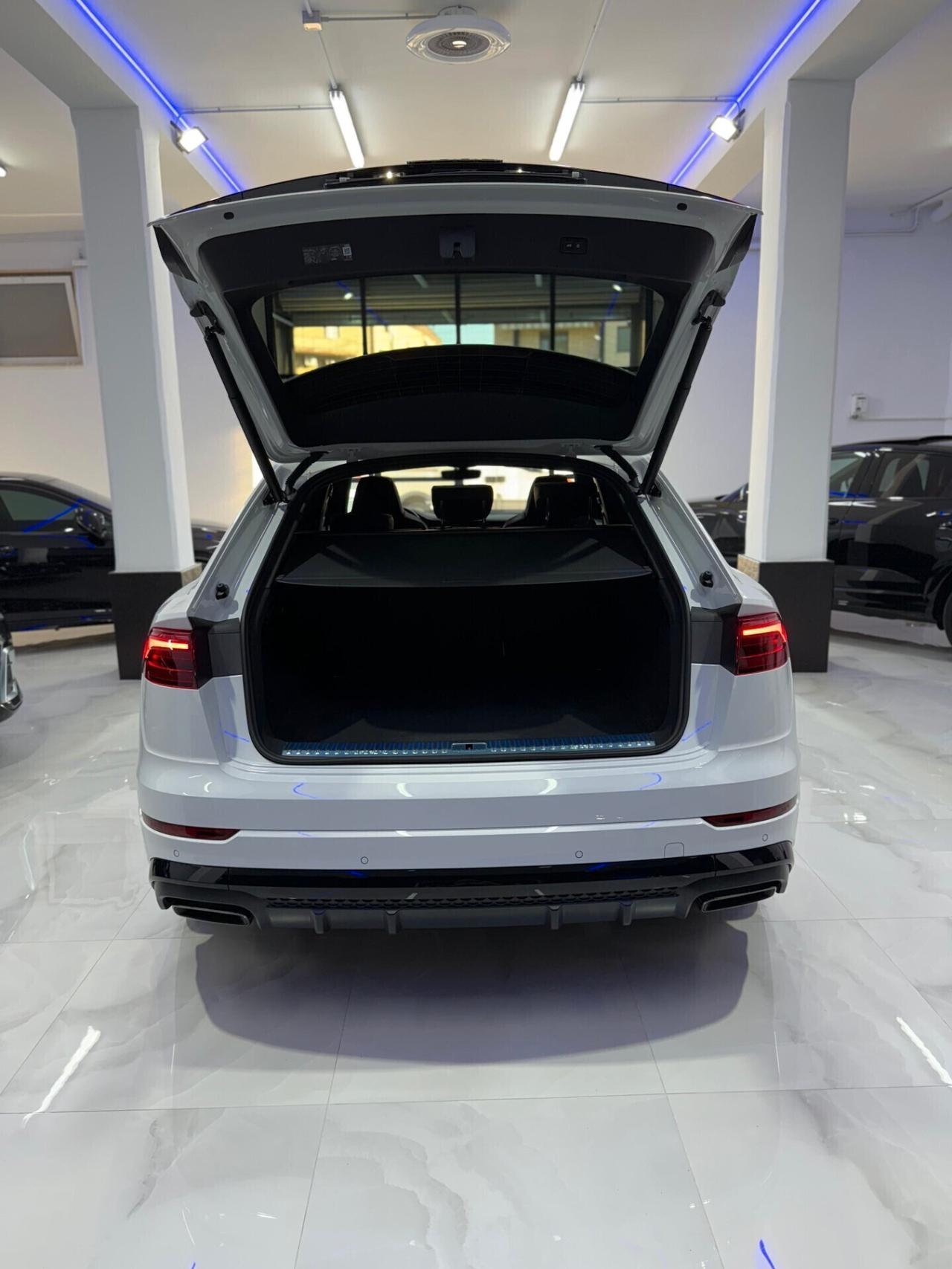 Audi Q8 SUV 50 TDI 286 CV quattro tiptronic S line edition