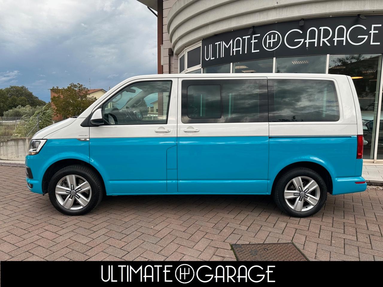 Volkswagen Multivan T6 Caravelle 2.0 TDI DSG Comfortline 9 posti Bicolor