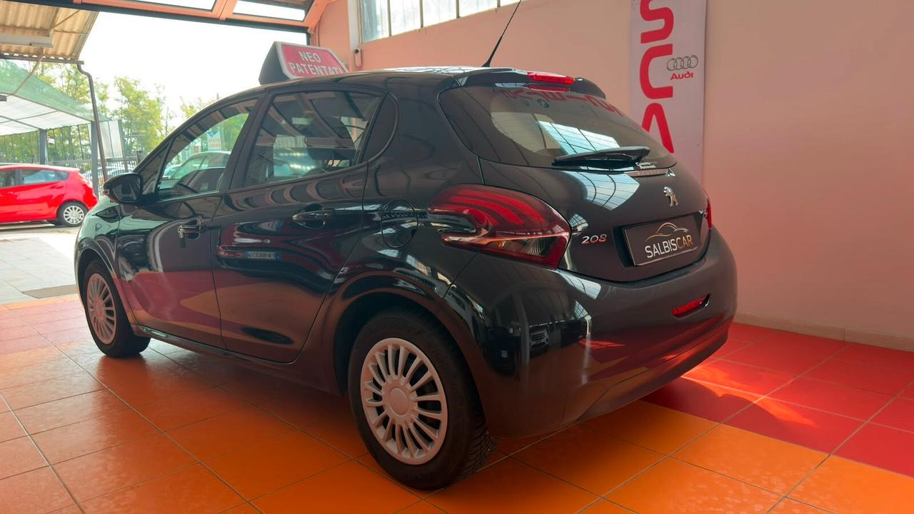 Peugeot 208 PureTech 82 5 porte Allure