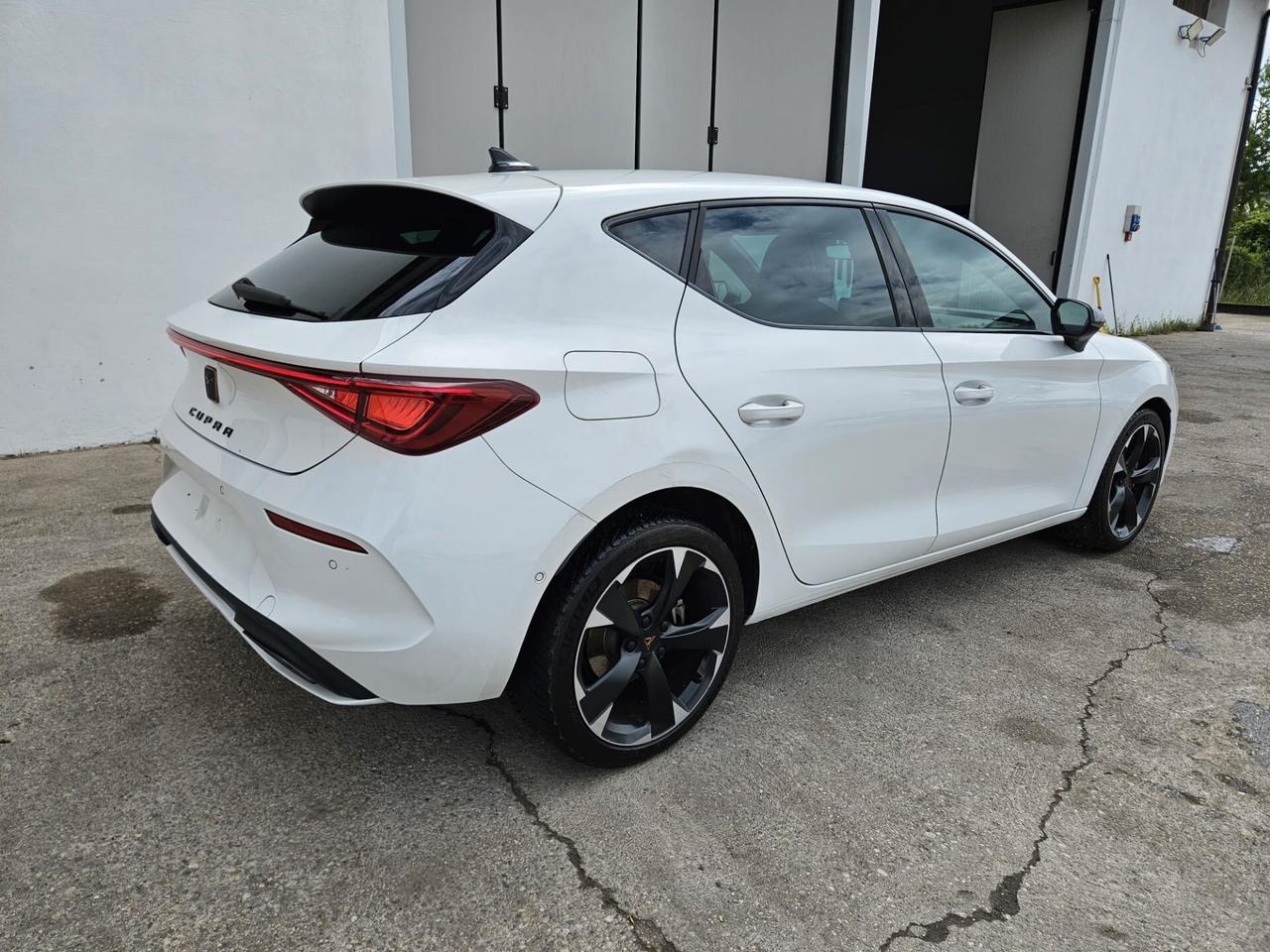 CUPRA Leon 2.0 tsi 190cv dsg - START INCIDENTATA