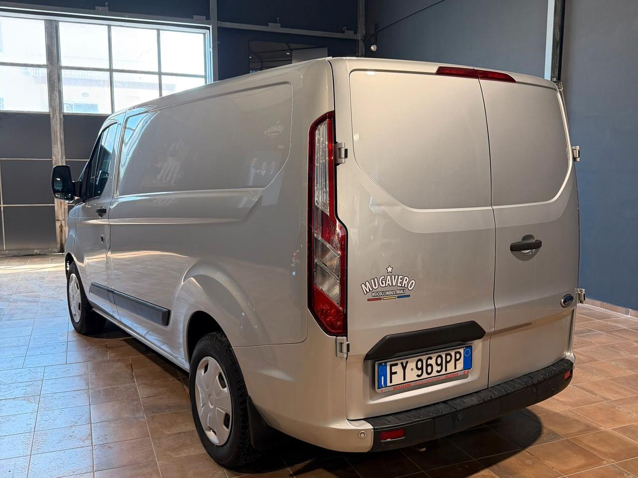 FORD TRANSIT CUSTOM 2.0 L1H1 FURG AUTOMATICO