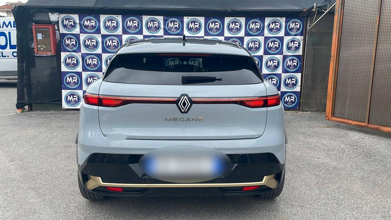 Renault Megane E-TECH 100% ELECTRIC ICONIC NUOVA