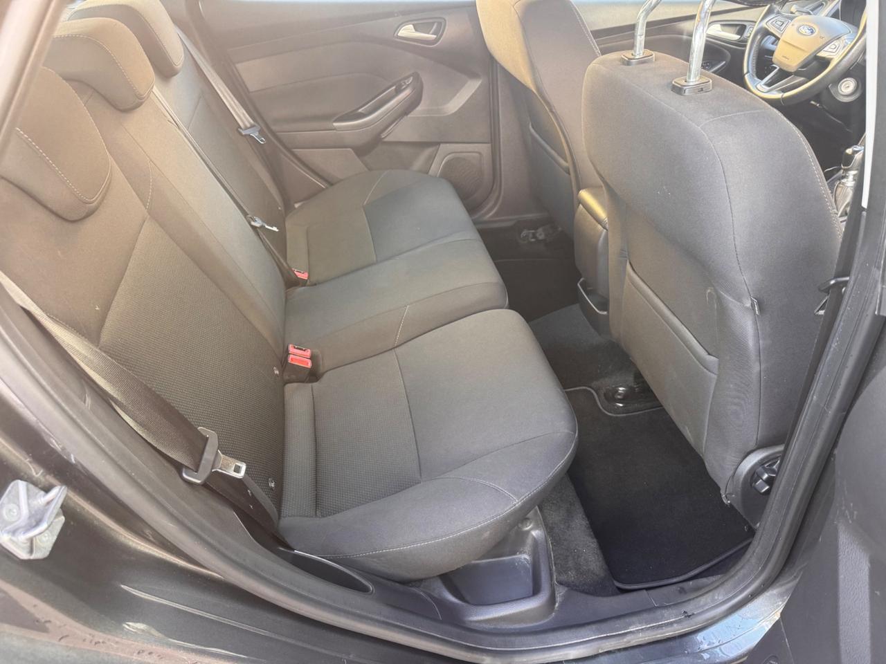 Ford Focus 1.5 TDCi 120 CV 5.P neopaten garanzia 12 mesi