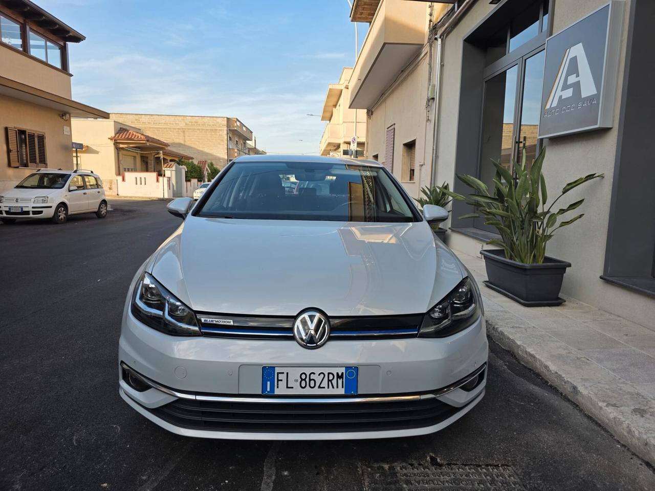 Volkswagen Golf 1.4 TGI DSG 5p. Highline BlueMotion