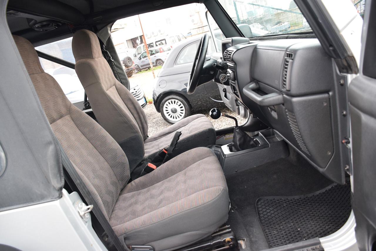 Jeep Wrangler 4X4 2.4 cat 143CV 6M Sport CORTA