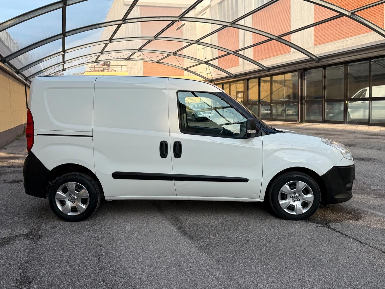 Fiat Doblò 1.6 MJT 105CV PC-TN Cargo UNIPROPRIETARIO "SOLO 138000KM"