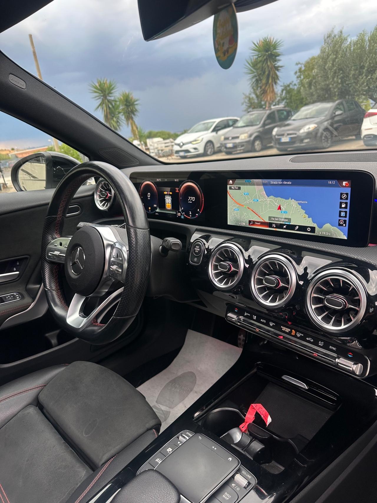 Mercedes-benz A 200 d Automatic Premium
