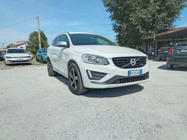 VOLVO XC60 D5 AWD Geartronic R-design Kinetic