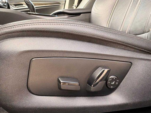 BMW 525 Serie 5(G30/31/F90) - d Touring Luxury