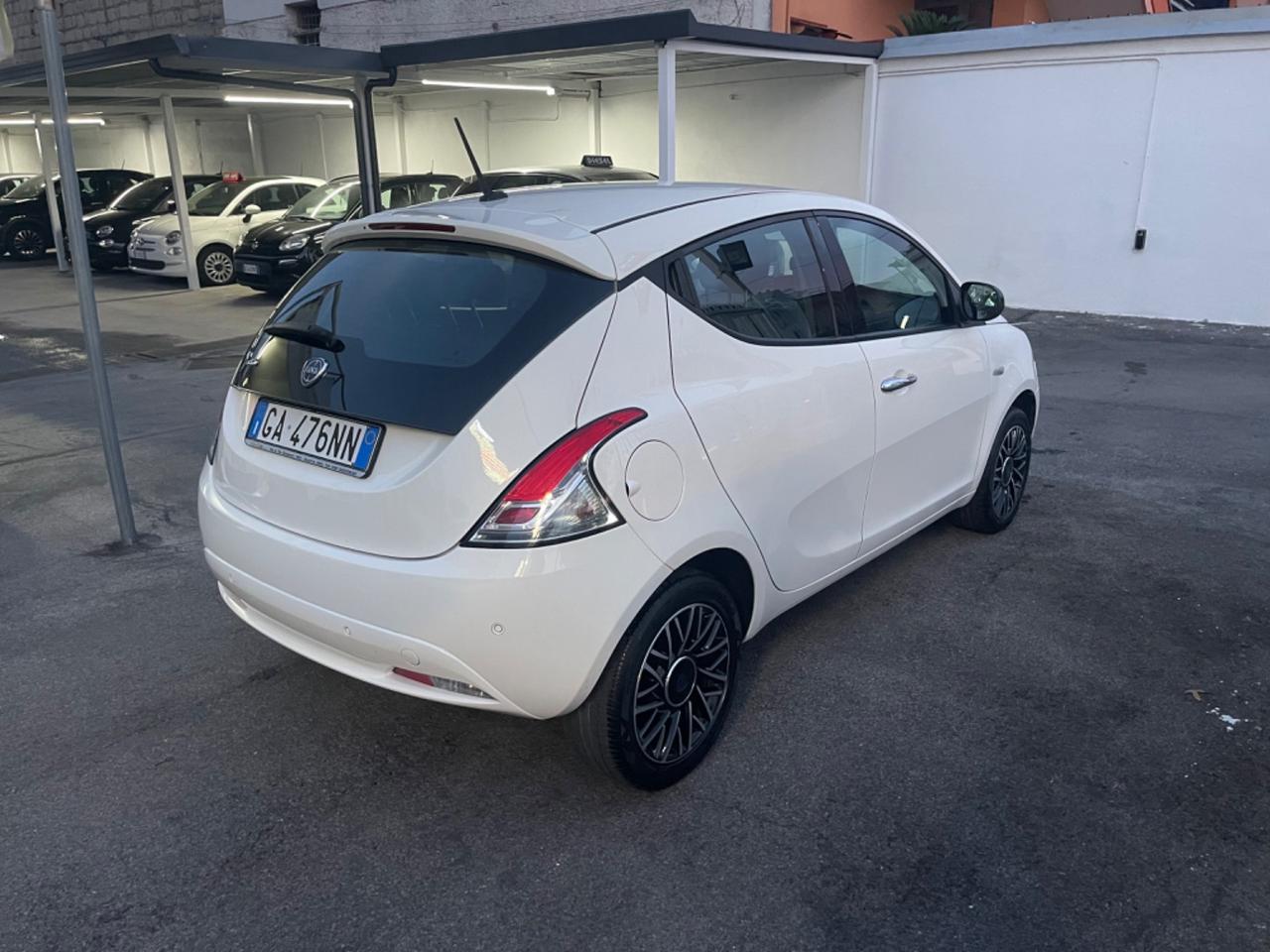 Lancia Ypsilon 1.2 69 CV 5 porte S&S Gold KM 78.000 CERTIFICATI!