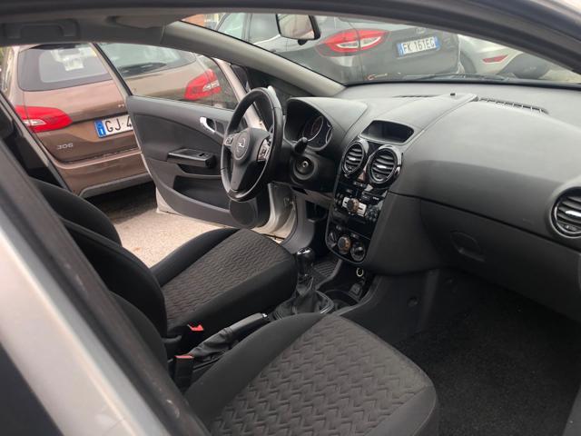 OPEL Corsa 1.2 5 porte COSMO