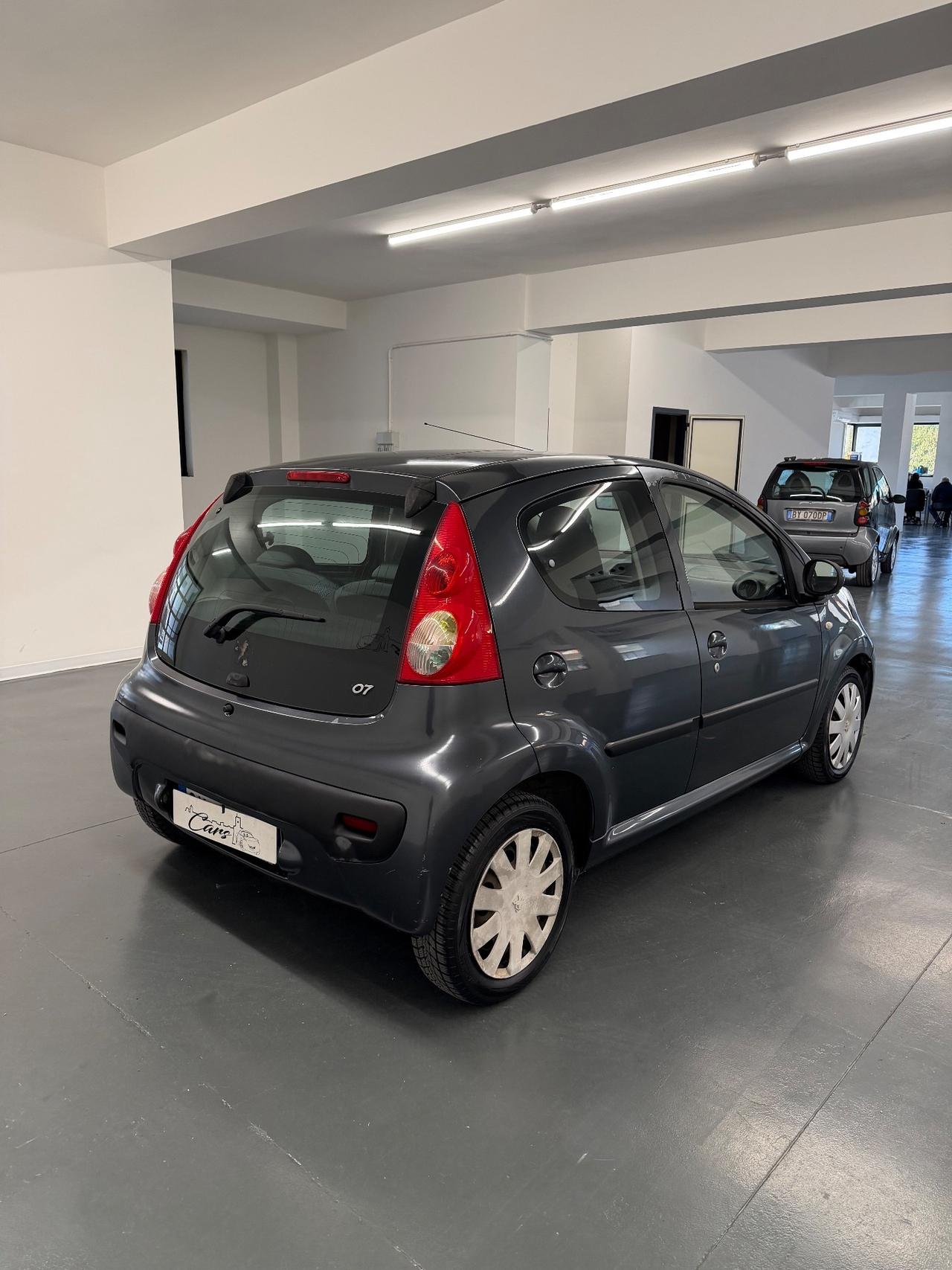 Peugeot 107 1.4 HDi 5p. Plaisir