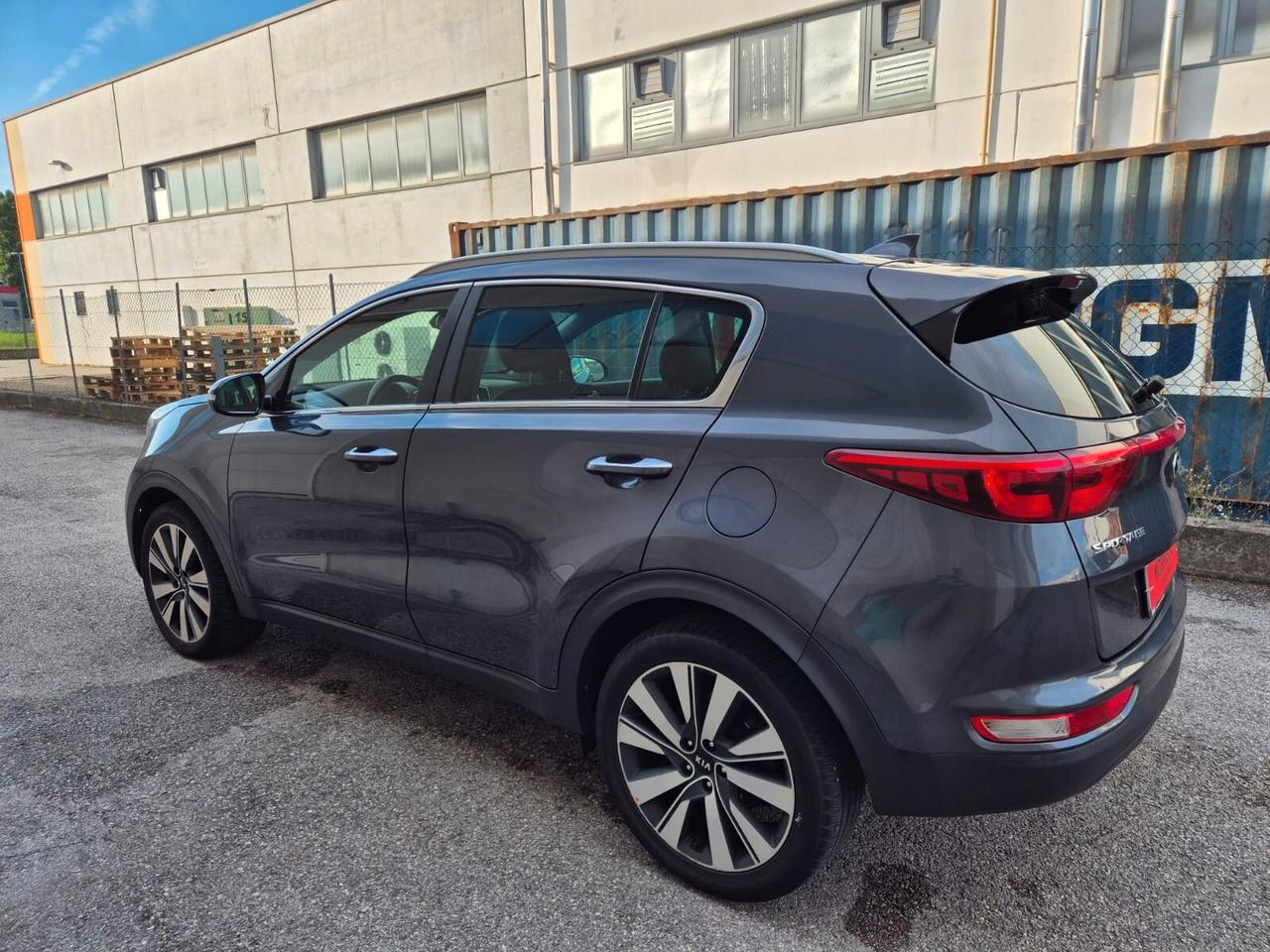 Kia Sportage 1.7 CRDI 141 CV DCT7 2WD Business Class