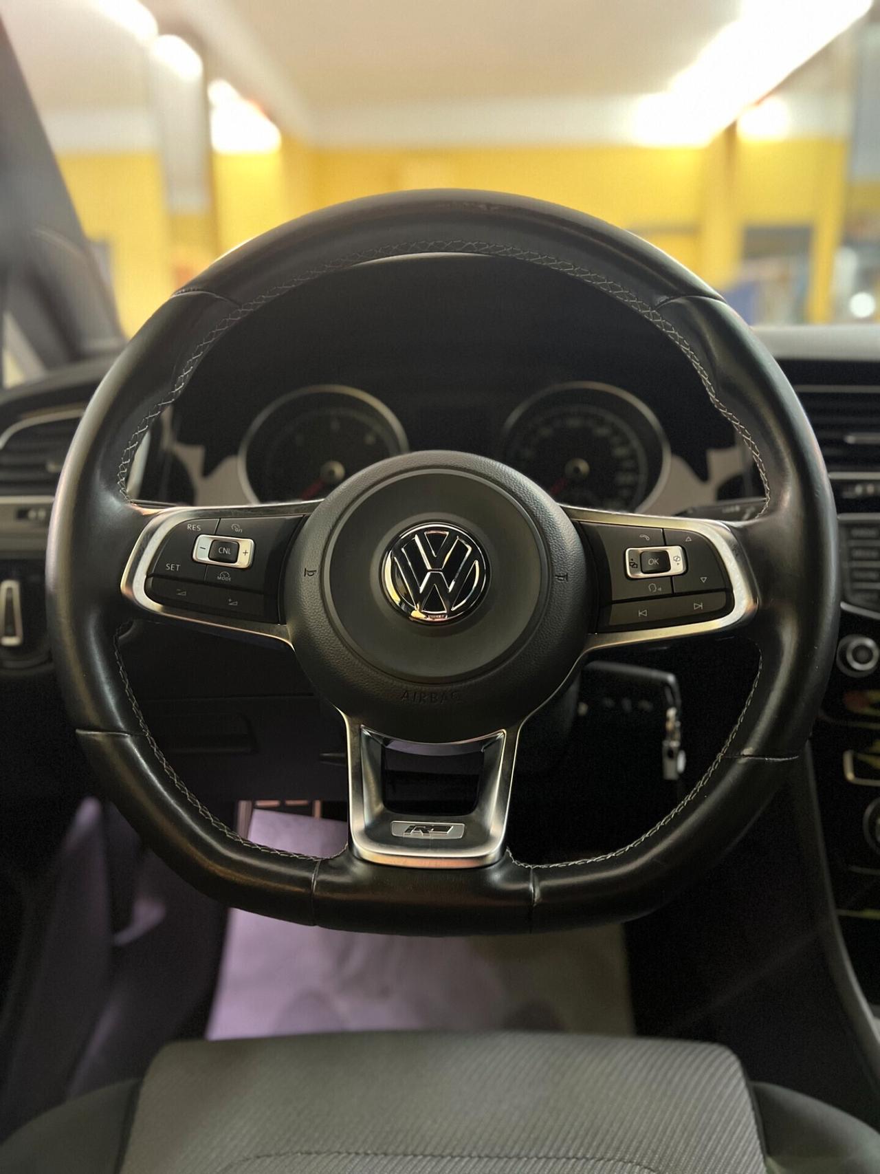 Volkswagen Golf 1.6 TDI 110 CV 5p. R Line BlueMotion Technology