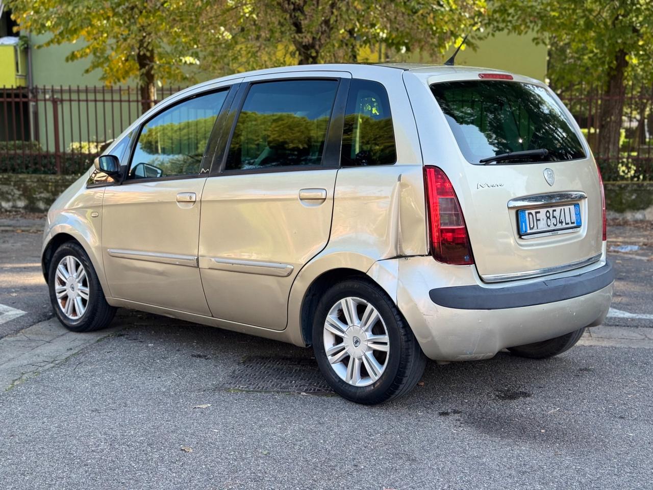 Lancia MUSA 1.4 16V Platino Plus benzina 2007