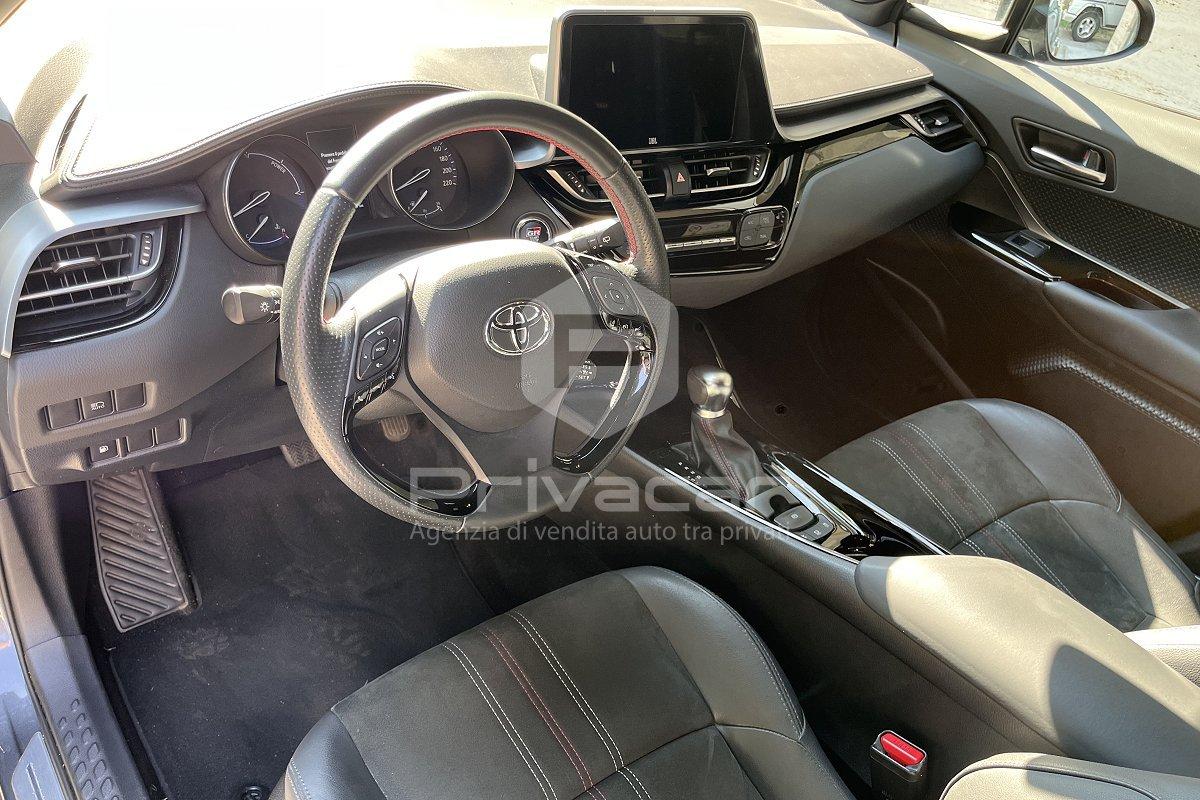 TOYOTA C-HR 2.0 Hybrid E-CVT GR Sport