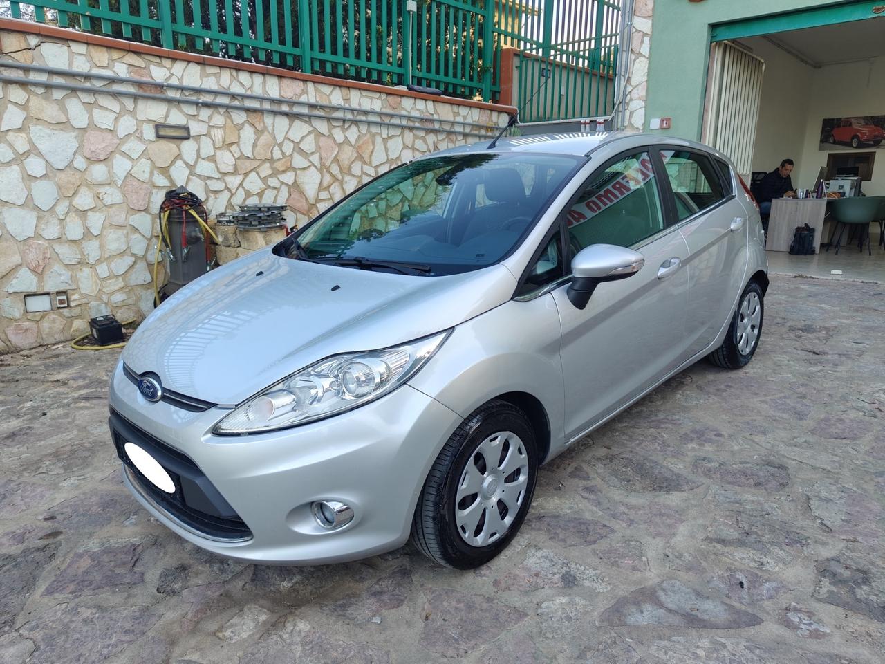 Ford Fiesta 1.6 TDCi 95 CV 5p. Titanium