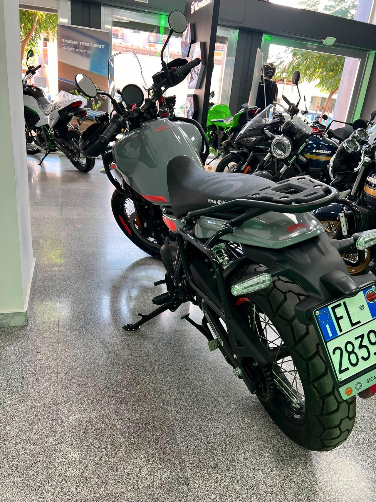 Royal Enfield Himalayan 450 super