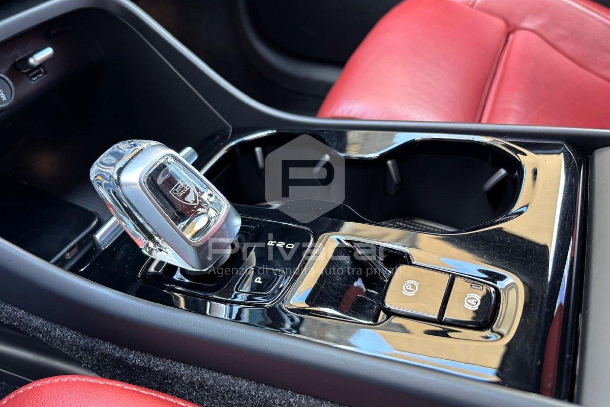 VOLVO XC40 D3 Geartronic Inscription