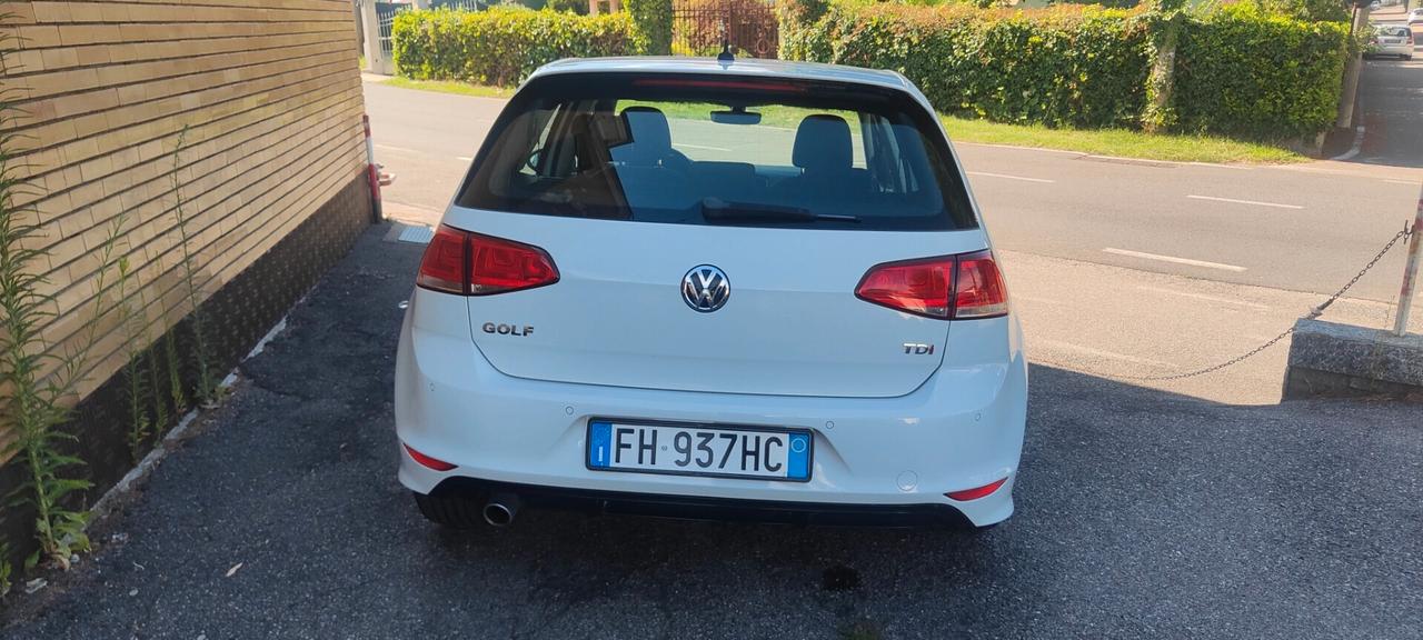 Volkswagen Golf 1.6 TDI 110 CV 5p. R-LINE