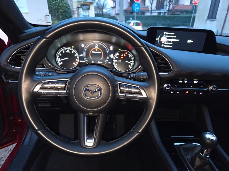 MAZDA 3 E- SKYACTIV - G *UNICO PROPRIETARIO*