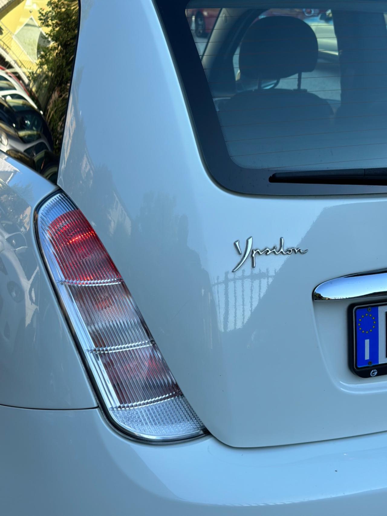 Lancia YPSILON 1.2 69 CV UNYCA KMCERT GARANZ UNICOPR