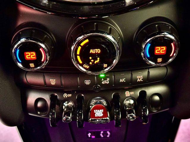 MINI John Cooper Works 2.0 John Cooper Works Challenge Edition