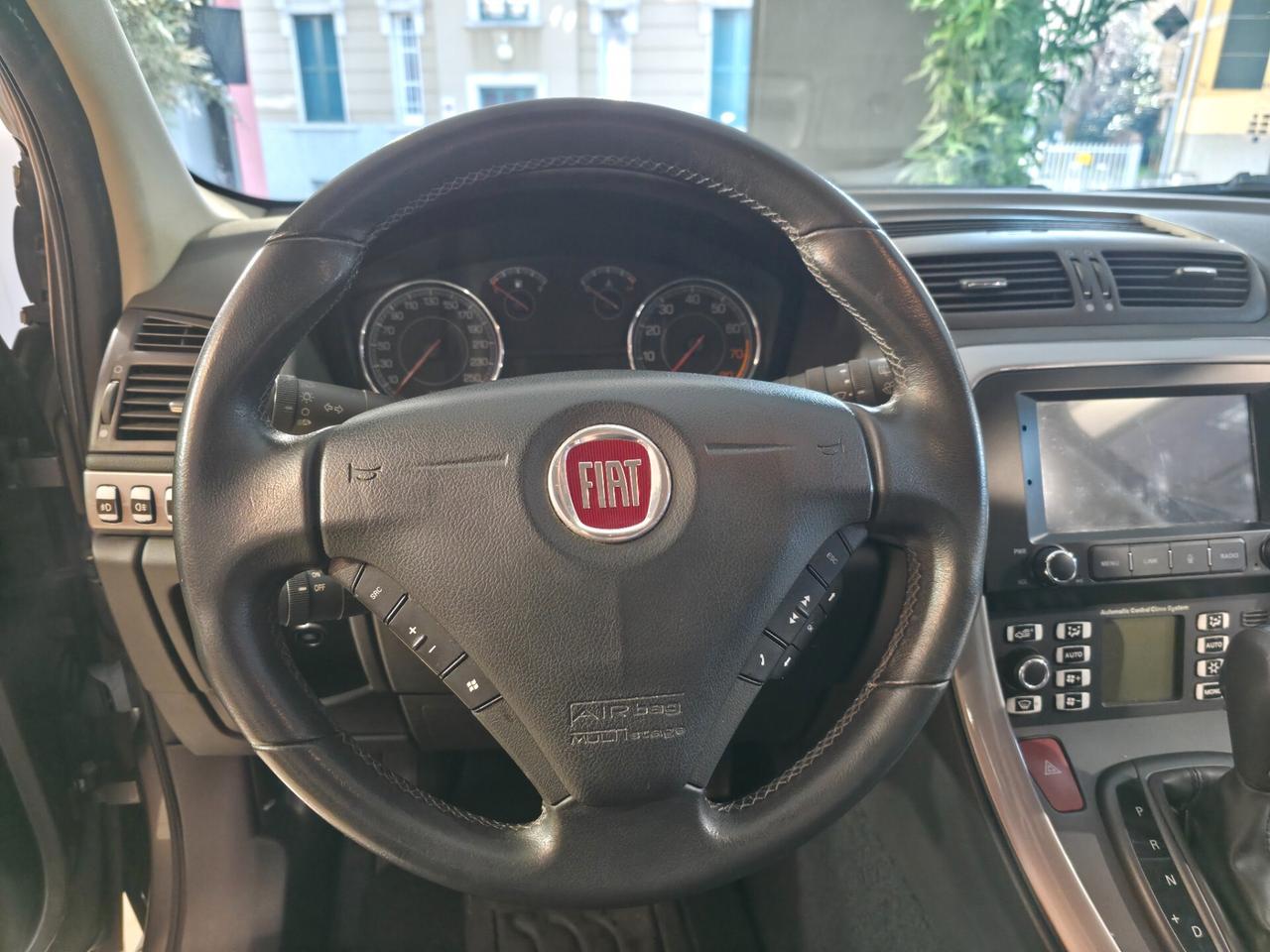 Fiat Croma II 2.2 mpi 16v Emotion auto