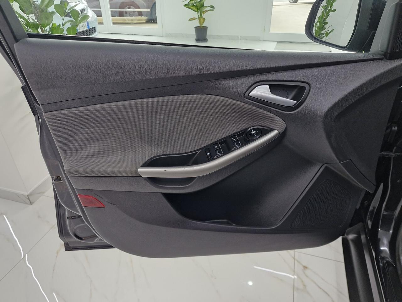 FORD FOCUS SW 1.6 TDCI 95 CV TITANIUM ANNO 2013