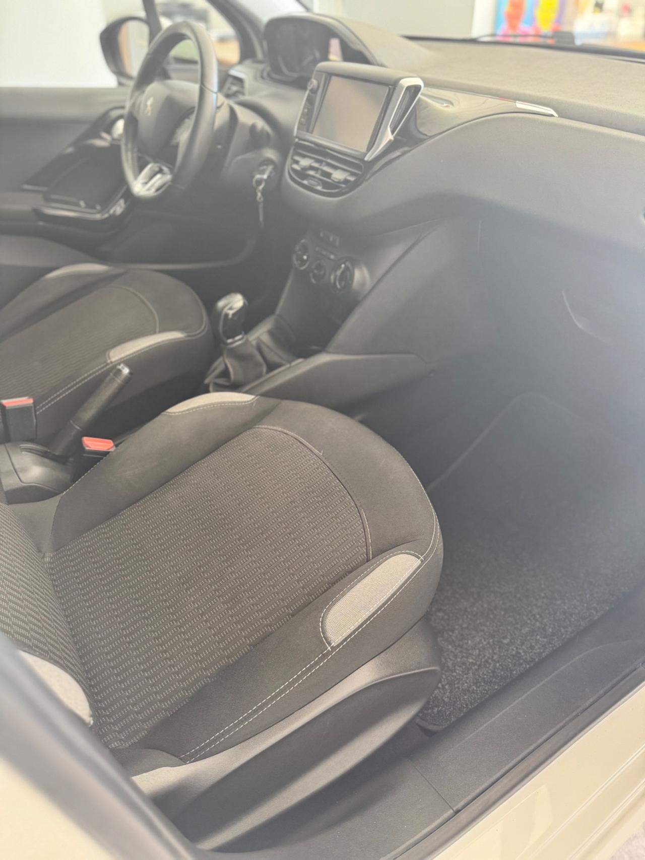 Peugeot 208 BlueHDi 75 5 porte Active